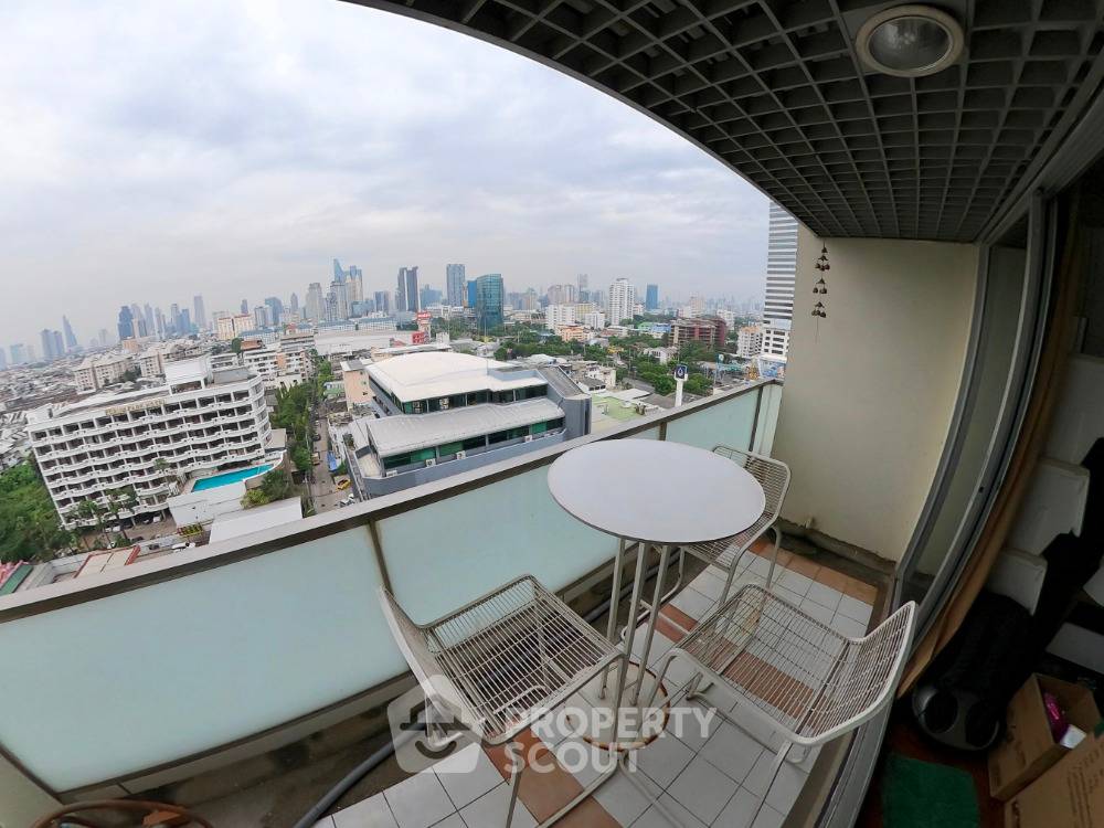 picture 1-BR Baan Nonsi Condo For Sale On Thanon Chan, 49 Sqm (ID 637395) - 20/35