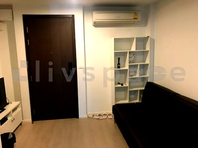 Condos for rent : ▚ L0FC44ツ FOR RENT: Rhythm Sathorn Narathiwas 1 Bedroom 38sqm High Floor Fully Furnished Heart of Sathorn✨