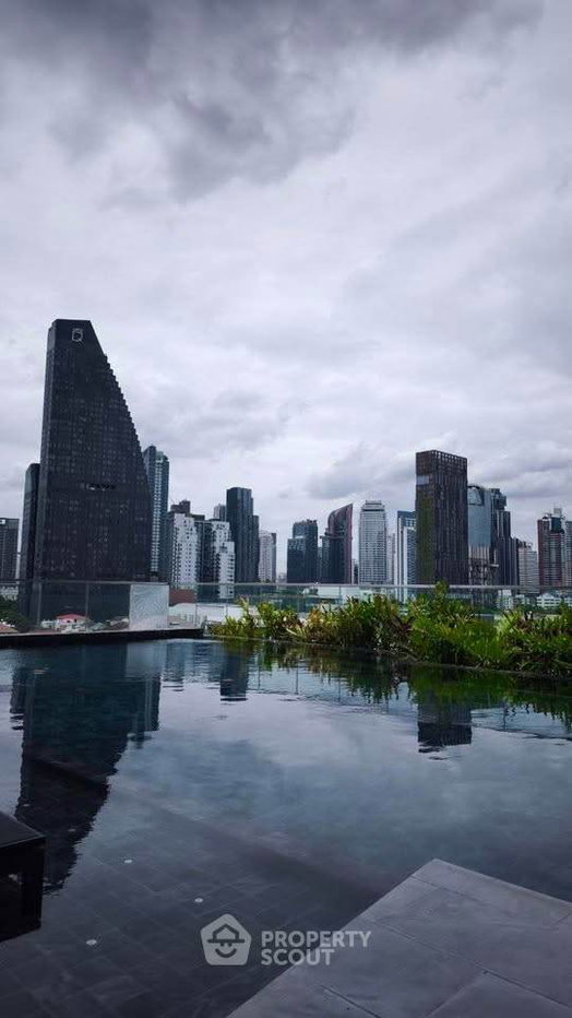 picture 42nd-Floor 1-BR At Oka Haus Sukhumvit 36 Near BTS Thong Lor (ID 3162081) - 8/12