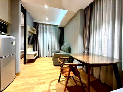Condos for rent : For Rent Condo THE LUMPINI 24 Building 1, Floor 30,1 bed room, Room size 29 sqm