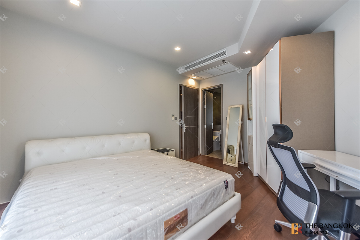 picture Move-in Ready, Just Bring Your Stuff Ideo Q Victory near BTS Victory Monument - 4/10