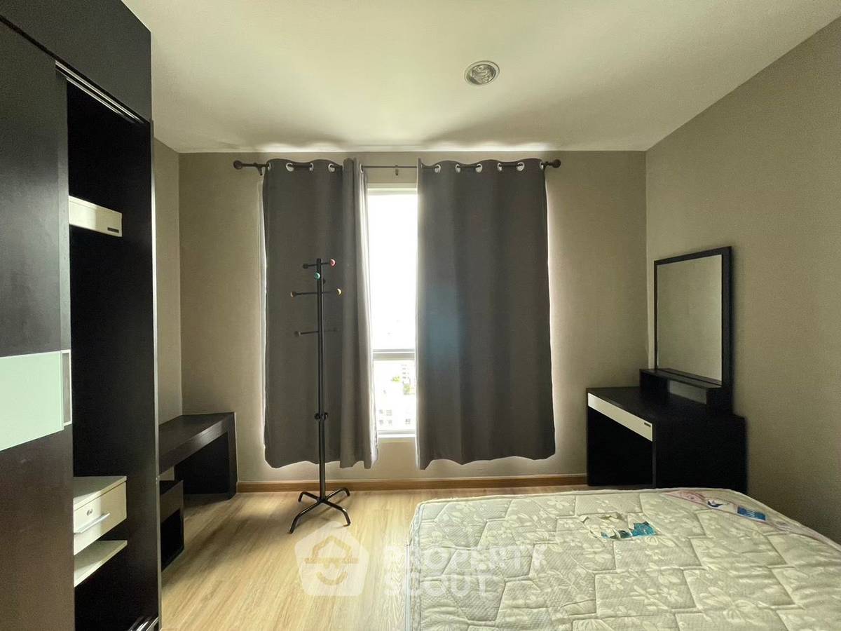 picture Great Value 1-BR At Life @ Ratchada-Huaikwang Near MRT Sutthisan (ID 301645) - 2/9