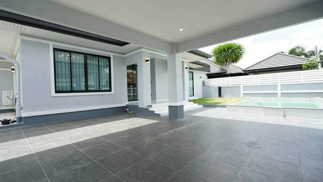 รูป POOL VILLA รีกว่าใหม่! พูลวิลล่าชั้นเดียวรีโนเวททั้งหลัง ทำเลหนองปรือ-พัทยา ใกล้มอเตอร์เวย์ - รูปที่ 2/10