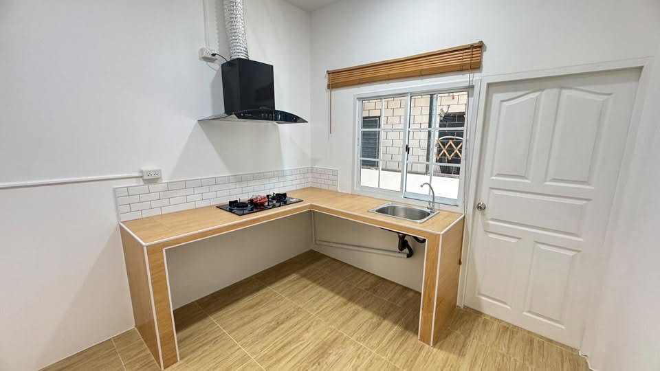 รูป Renovated Townhome for Sale Khao Talo East Pattaya - รูปที่ 4/15