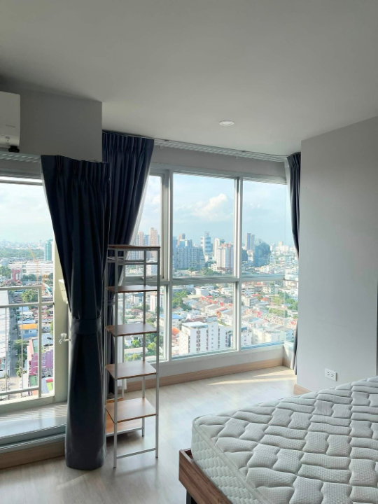 picture For Rent Lumpini Selected Sutthisan-Saphankwai - 10/17
