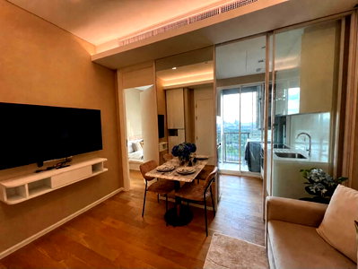 Condos for rent : The Saint                  Residences