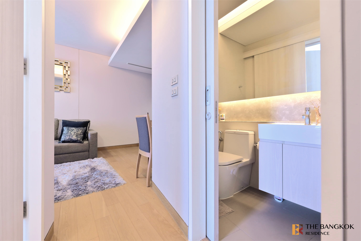 picture The Lumpini 24  Beautiful Room, Ready-to-move-in - 10/10