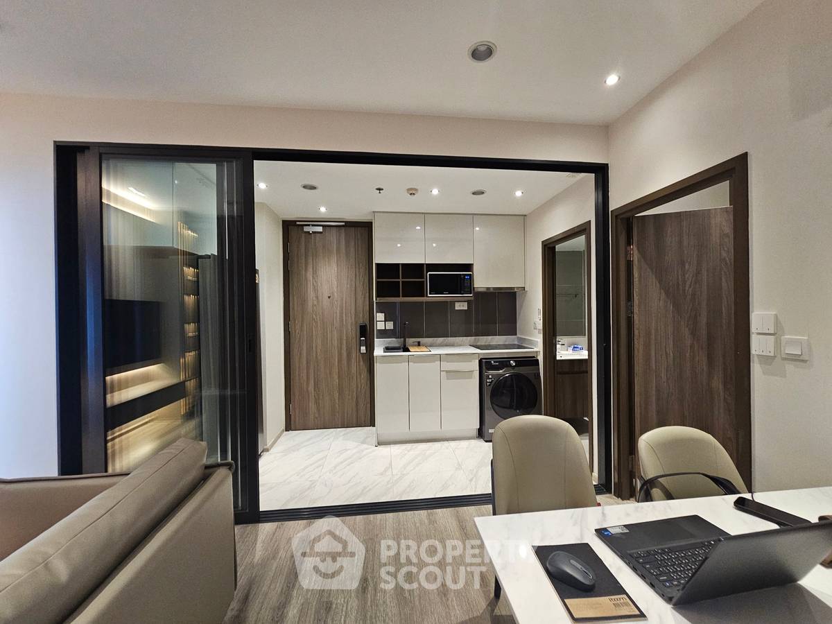 picture 200m To MRT Phetchaburi | 2-BR Ideo Mobi Asoke (ID 3155787) - 2/22