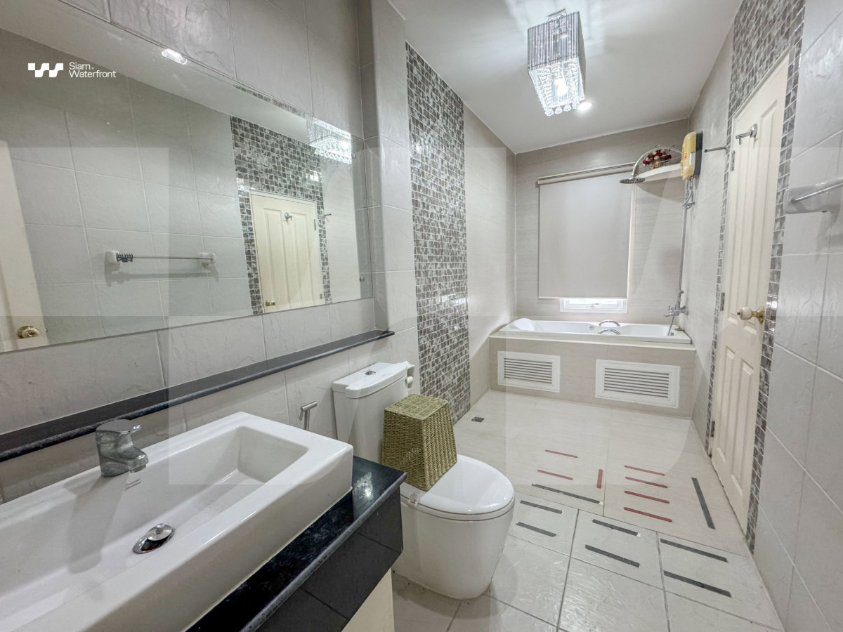 รูป 🔥ขายด่วน ทาวน์โฮม4ชั้น🔥Thanapat Haus Sathorn - Narathiwas 24.7ตร.วา 6ห้องนอน/4ห้องน้ำ ตำแหน่งสวย ซอยนนทรี20 ใกล้เซนทรัลพระราม3 - รูปที่ 32/61