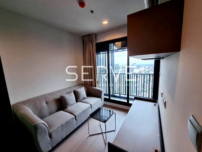 Condos for rent : 1 Bed Large Room High Fl. 30+ City View Fully furnished Condo Good Lacation Close To BTS Ha Yaek Lat Phrao 10 m. @ Life Ladprao