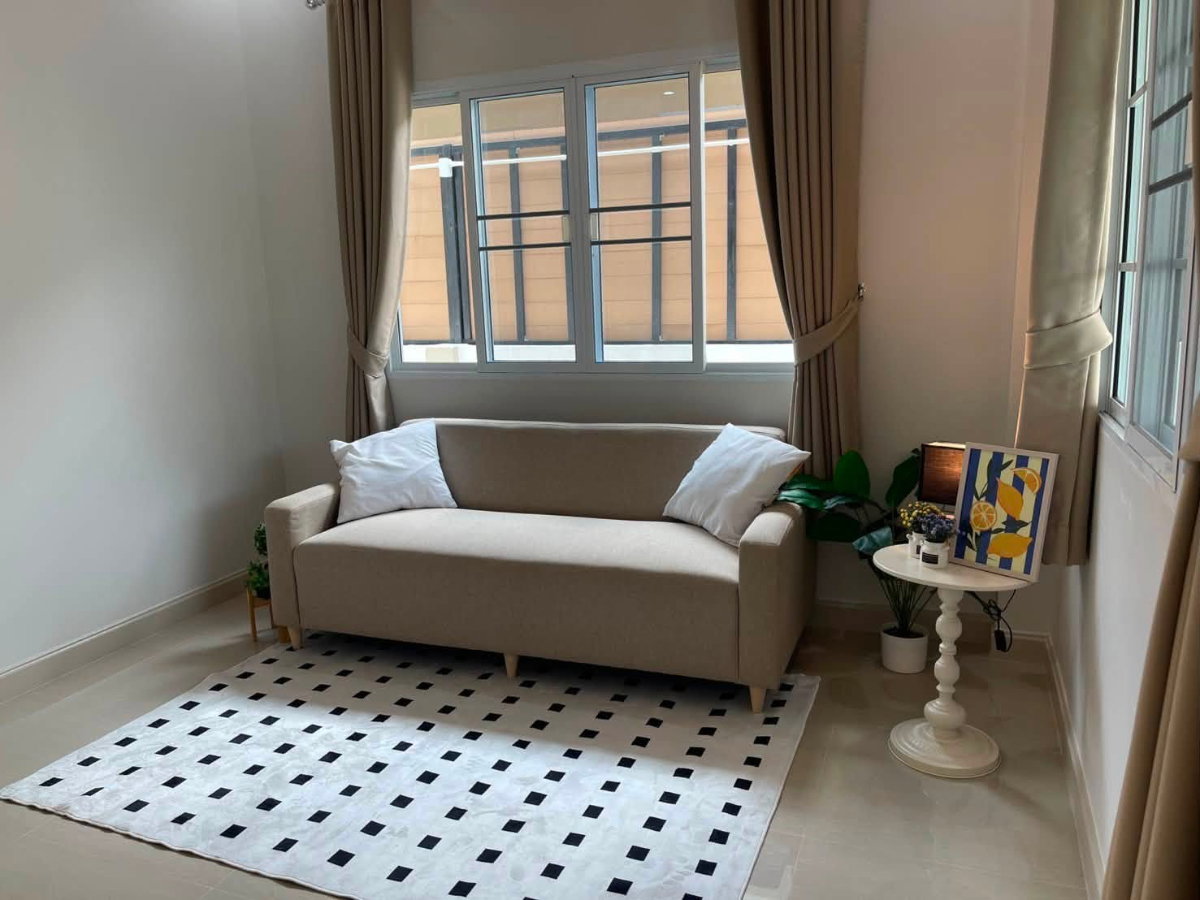 รูป 🏡 ขายด่วน! บ้านเดี่ยวชั้นเดียว รีโนเวทใหม่ ดีญ่าวาเลย์สันทราย(แม่โจ้) ฟรีโอน พร้อมอยู่ 📞 063-6649056 - รูปที่ 4/10