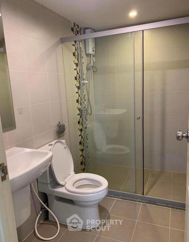 picture 25th-Floor 2-BR Condo At Supalai Veranda Rama 9 (ID 997182) - 6/6