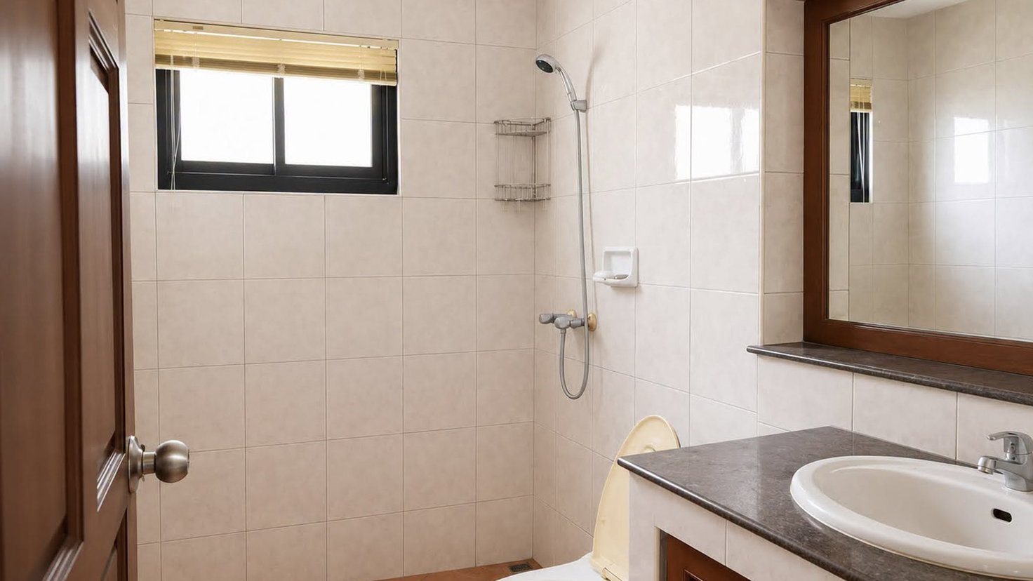 รูป 6 Bedroom Pool Villa for Sale Near Mabprachan Lake Pattaya - รูปที่ 19/23