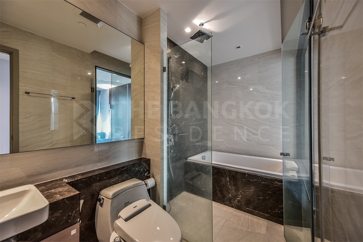 picture Big discount, full deal Ashton Silom near BTS Chong Nonsi - 3/10