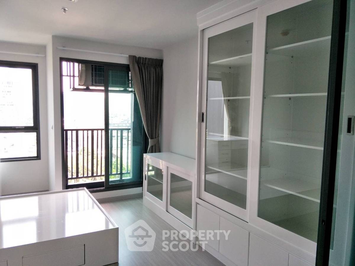 picture 1-BR 100m From BTS Ha Yaek Lat Phrao At Life Ladprao (ID 950914) - 7/10