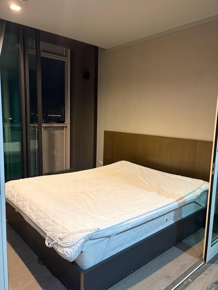 picture Condo A space ID Asoke-Ratchada for rent center of Rama9 - 3/11