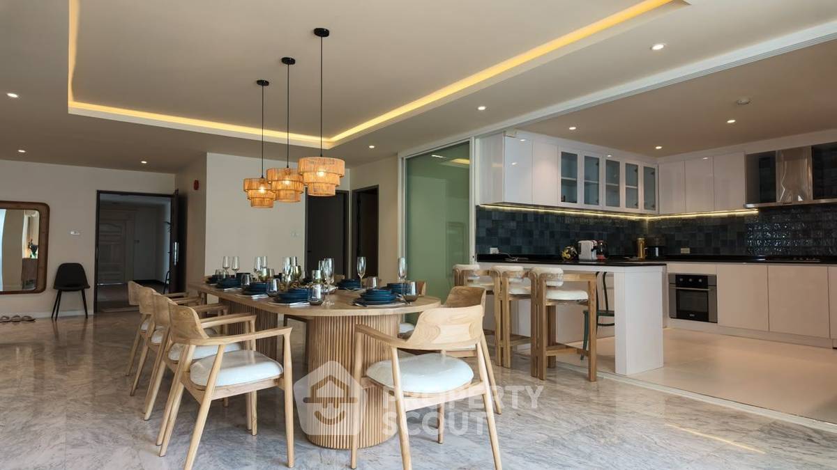 picture Spacious 3-BR 236 Sqm At DS Tower 1 Near BTS Phrom Phong (ID 3164018) - 2/7