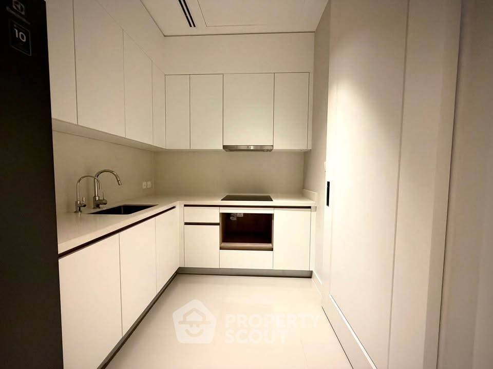 picture 32nd-Floor 3-BR 218 Sqm At One 89 Wireless Near MRT Lumphini (ID 3165153) - 11/12