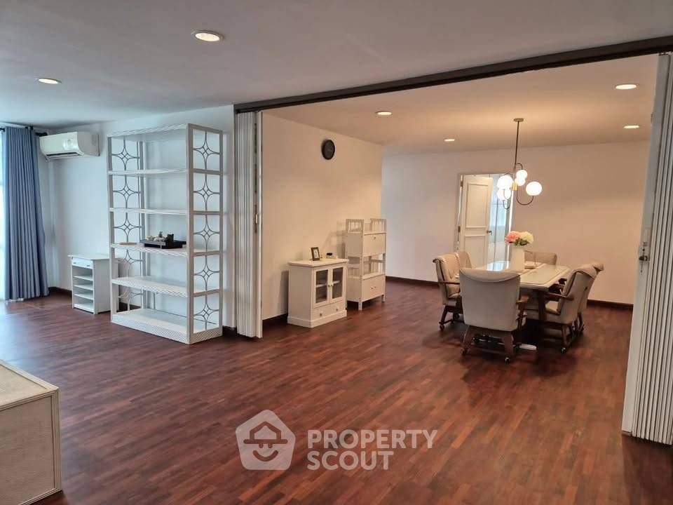 รูป คอนโด 3 ห้องนอน 200 ตร.ม. DS Tower 1 ย่าน BTS พร้อมพงษ์ (ID 3163794) - รูปที่ 14/22