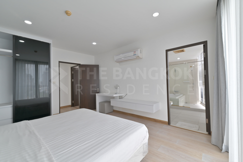 The Alcove Thonglor 10 Beautiful Room, Ready-to-move-in