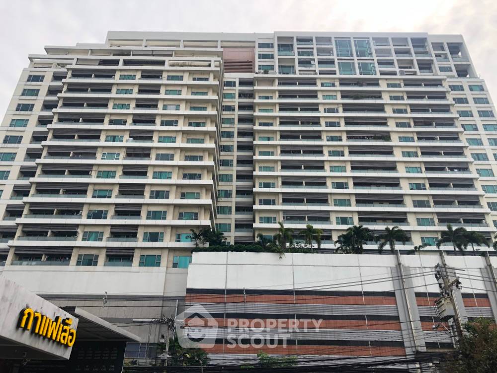 picture 1-BR Baan Nonsi Condo For Sale On Thanon Chan, 49 Sqm (ID 637395) - 22/35