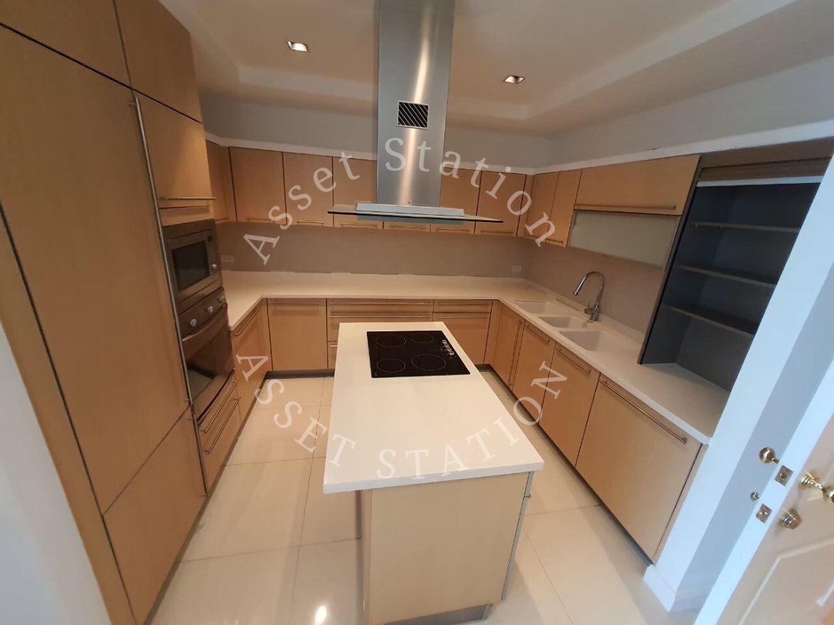picture Athenee Residence 🚅 Near BTS Phloen Chit and Central Embassy. - 14/15