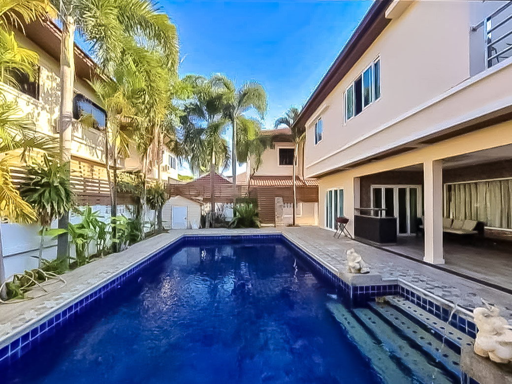 picture Two Storey Pool Villa for Rent Thung Klom Tan Man 5Bedroom - 2/13
