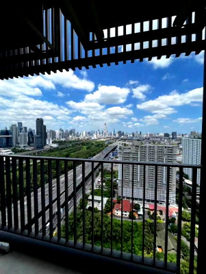 คอนโดให้เช่า : For rent  Life asoke Hype High Floor 