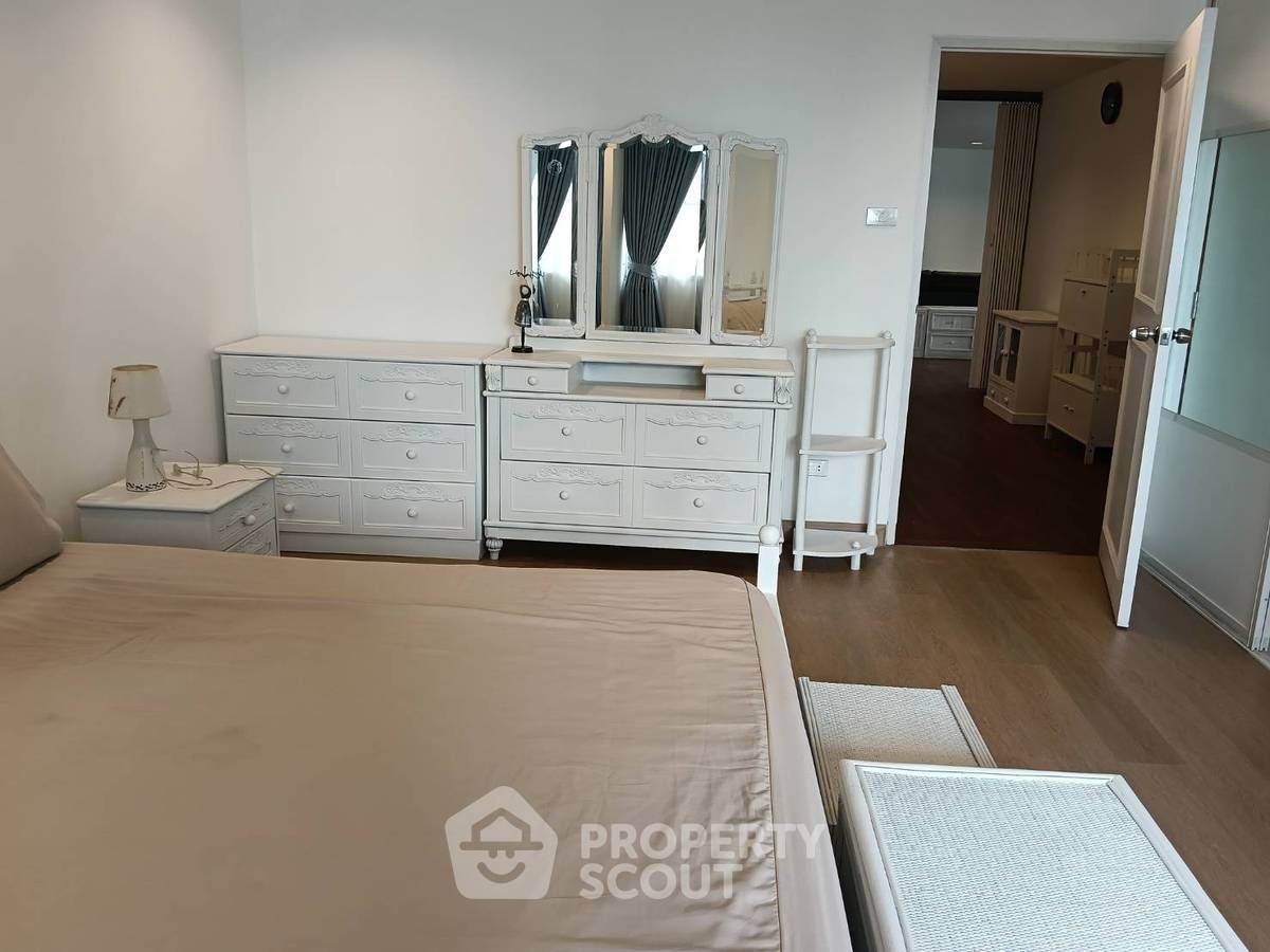 รูป คอนโด 3 ห้องนอน 200 ตร.ม. DS Tower 1 ย่าน BTS พร้อมพงษ์ (ID 3163794) - รูปที่ 8/22