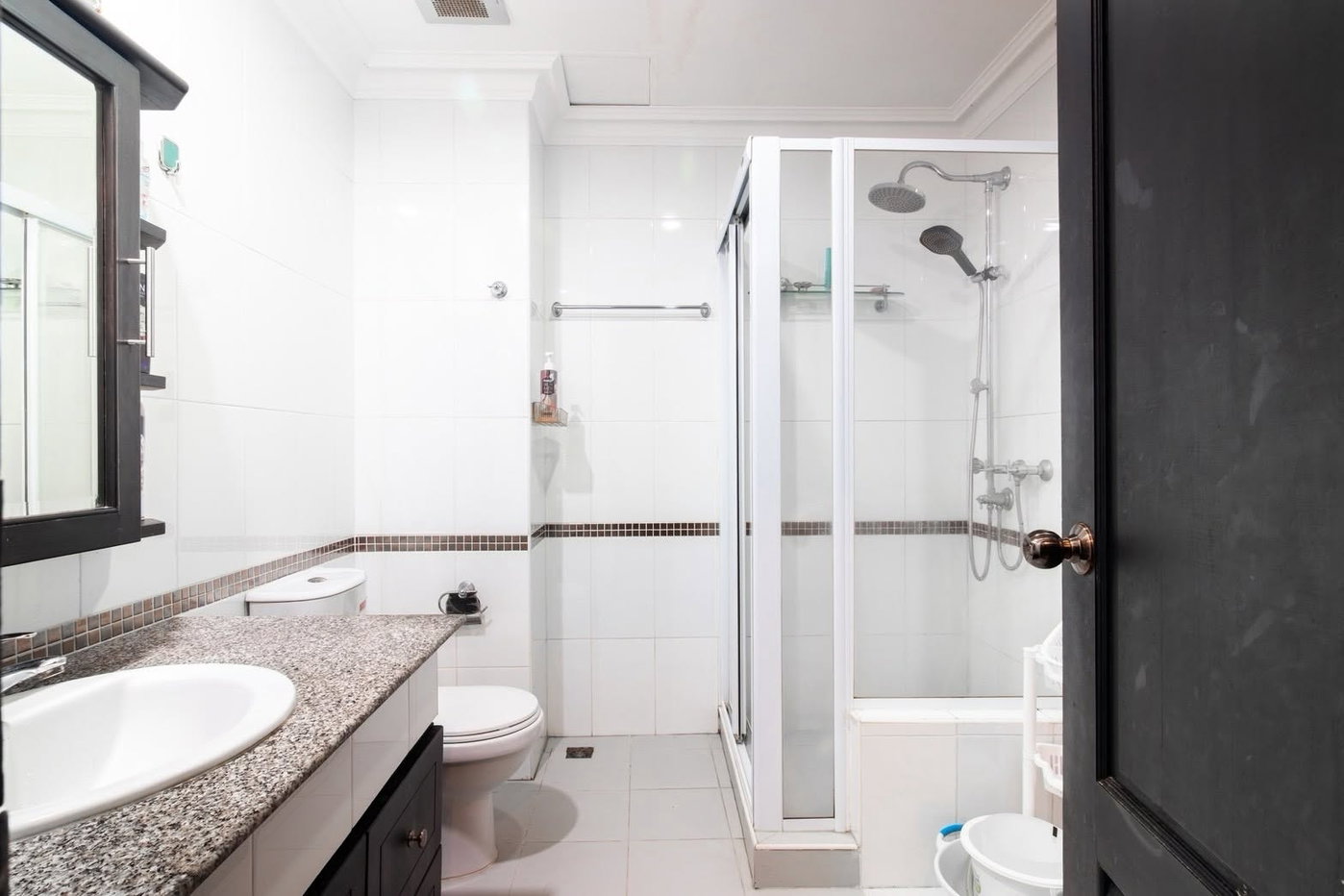 picture Studio Condo for Sale Platinum Suites Condominiums Jomtien - 11/13