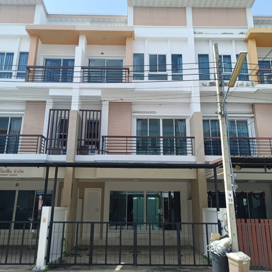 รูป T4050869 ให้เช่า ทาวน์โฮม 3 ชั้น ภณาสิริ เรสซิเด้นซ์ เกษตร-นวมินทร์ ขนาด 22 ตรว. - รูปที่ 1/28