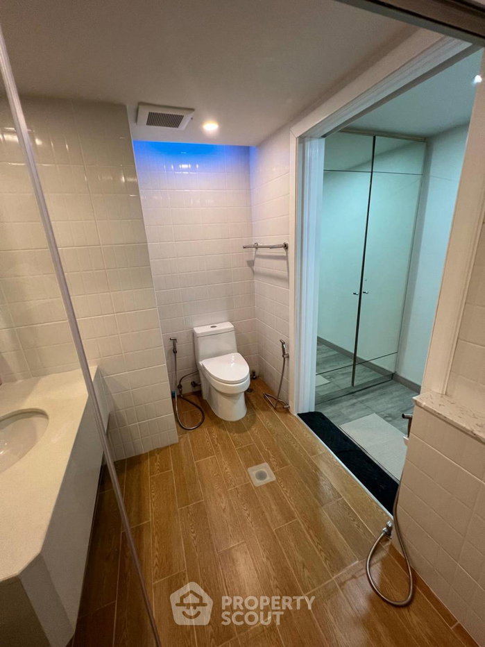 picture 2-BR Condo 200m To BTS Nana At The Trendy Condominium (ID 1579900) - 9/14