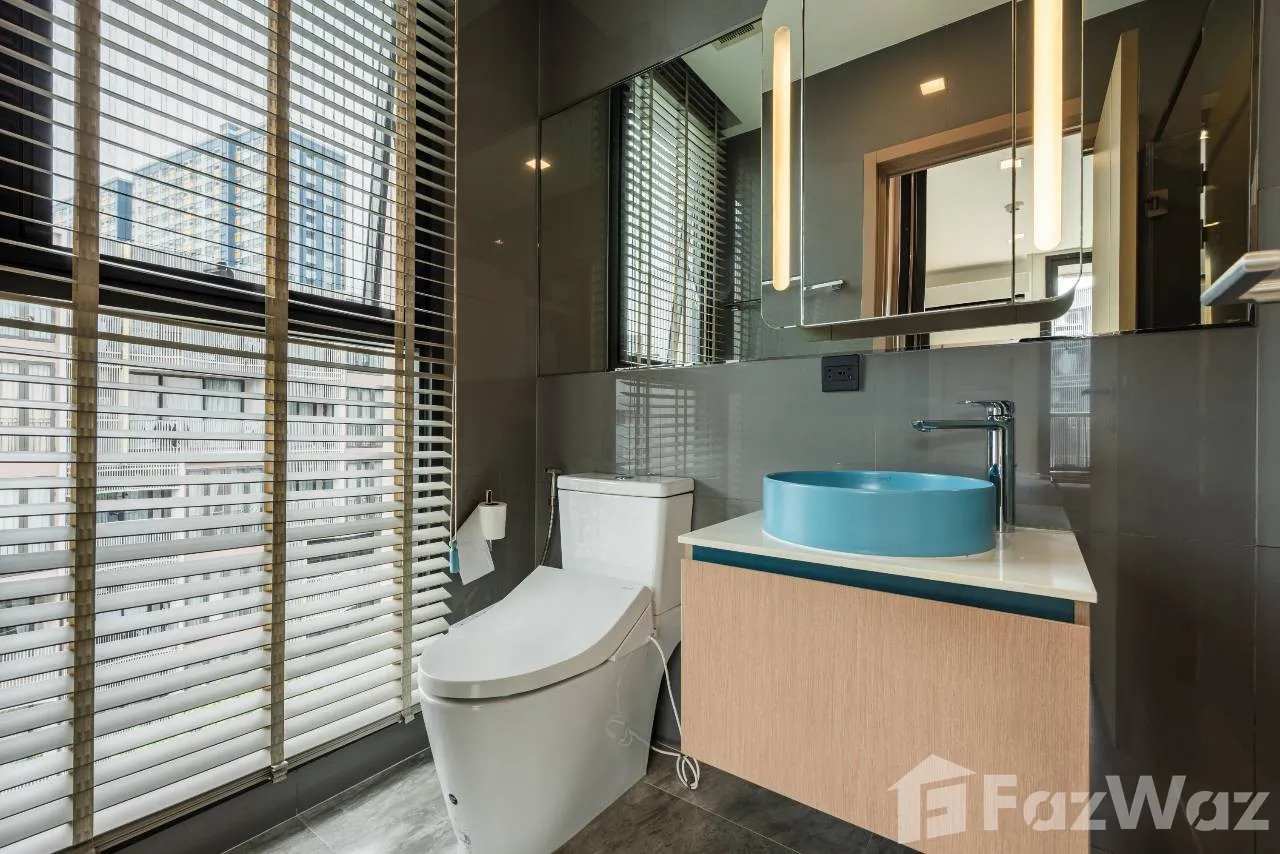 picture Rare Corner Unit with Spacious Balcony 6105806 - 17/26