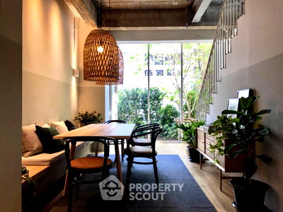 Townhouses for rent Bangkok : 240 Sqm 3-BR Townhouse In Phrom Phong Near BTS Phrom Phong (ID 799593)