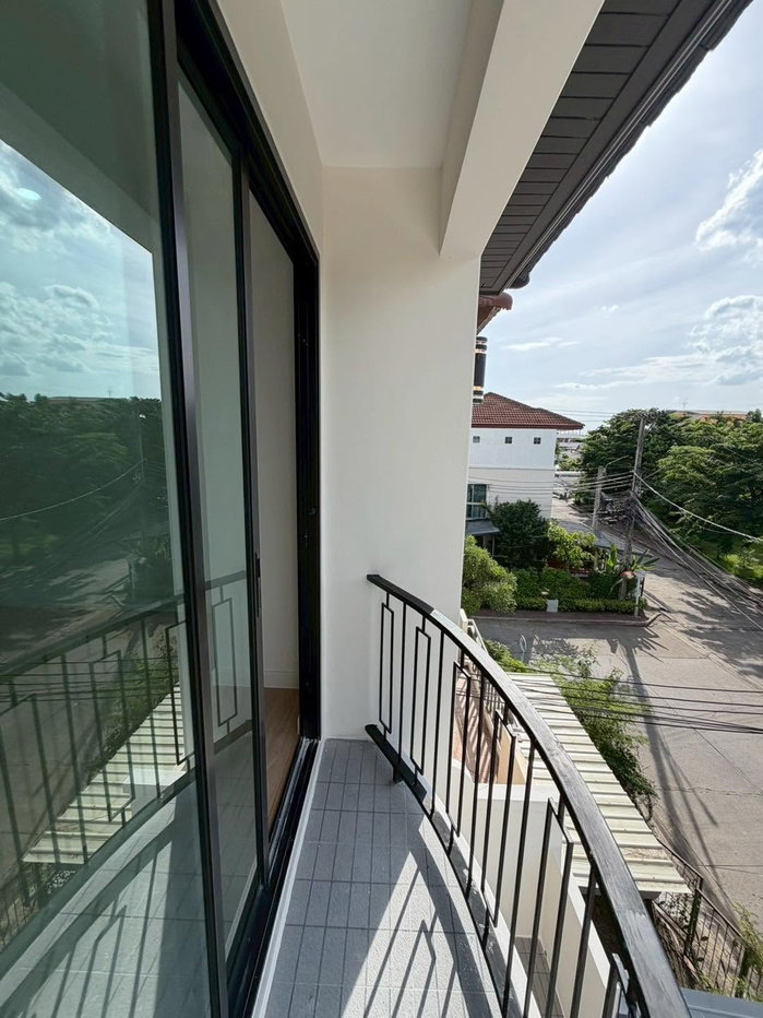 รูป ทาวน์โฮม3ชั้น รีโนเวทใหม่ หมู่บ้าน ศุภาลัย พาร์ค วิลล์ 2 พหลโยธิน-รามอินทรา กม.1 พหลโยธิน 48 แขวงอนุสาวรีย์ เขตบางเขน แต่งพร้อมอยู่ - รูปที่ 48/50