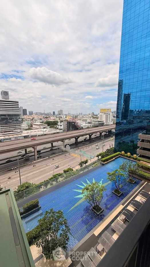 picture 1-BR Equinox Paholyothin-Viphavadee Near BTS Ha Yaek Lat Phrao (ID 3163863) - 10/10