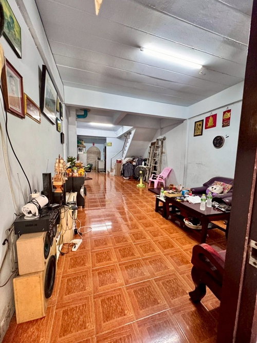 รูป ขายทาวเฮ้าส์ บ้านเฟื่องฟ้า 9 เฟส 2 ซอยมังกร เทพารักษ์ บ้านสวยราคาดี (N.1908) - รูปที่ 11/15