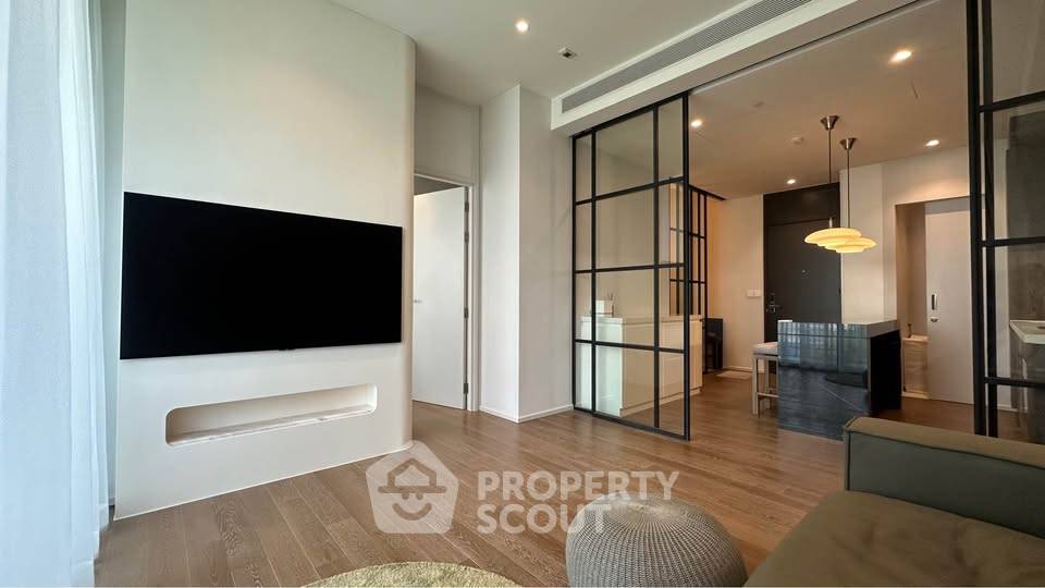 picture Pet-Friendly 1-BR 65 Sqm Muniq Langsuan Near BTS Ratchadamri (ID 3165387) - 10/13