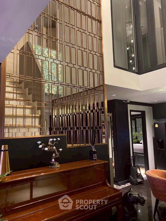 รูป ใกล้ BTS ชิดลม เพียง 200 ม. คอนโด 3 ห้องนอน Na Vara Residence (ID 2735092) - รูปที่ 11/20