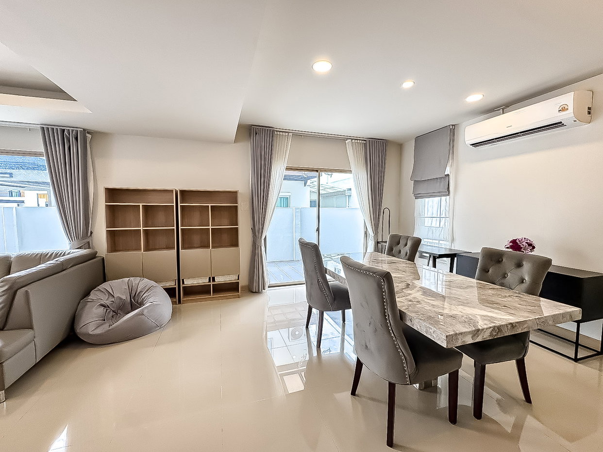 รูป House for Rent Rong Po East Pattaya 3Bed Fully Furnished - รูปที่ 2/15