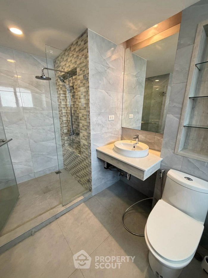 picture 3-BR 192 Sqm Avenue 61 Condominium Near BTS Thong Lor (ID 3162872) - 15/19