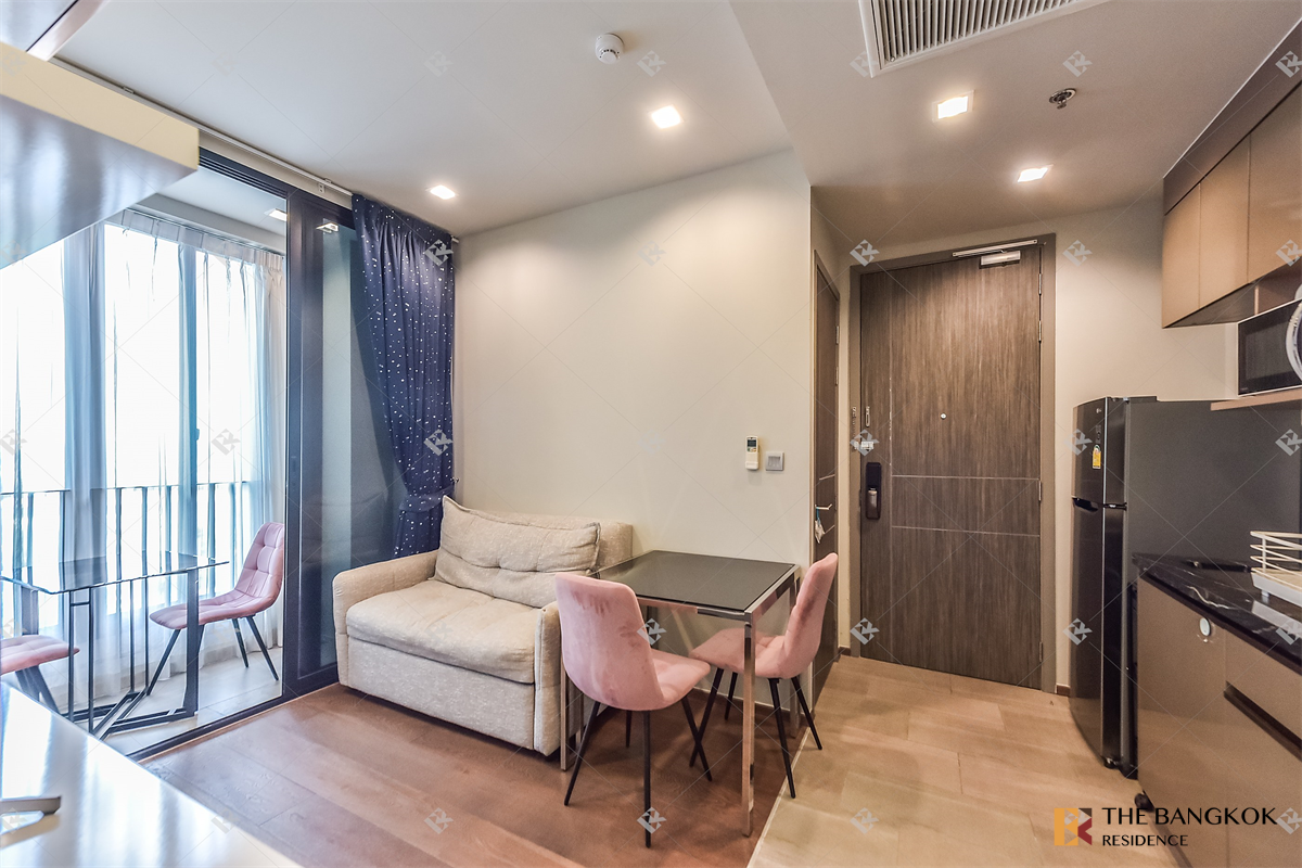 picture Move-in Ready, Just Bring Your Stuff Ideo Q Victory near BTS Victory Monument - 5/10