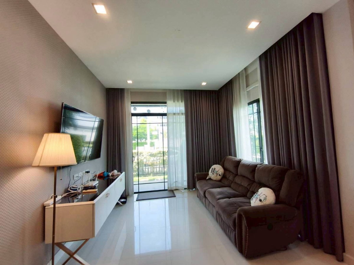 picture ðķðą Life Bangkok Boulevard Ratchapruk RattanathibetðĨ45000ðĨ - 2/11