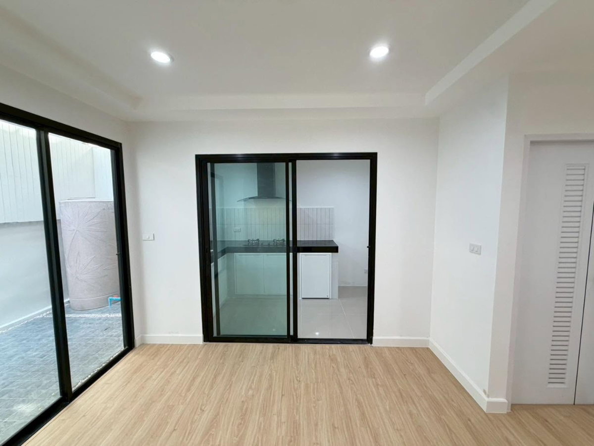 รูป ทาวน์โฮม3ชั้น รีโนเวทใหม่ หมู่บ้าน ศุภาลัย พาร์ค วิลล์ 2 พหลโยธิน-รามอินทรา กม.1 พหลโยธิน 48 แขวงอนุสาวรีย์ เขตบางเขน แต่งพร้อมอยู่ - รูปที่ 14/50