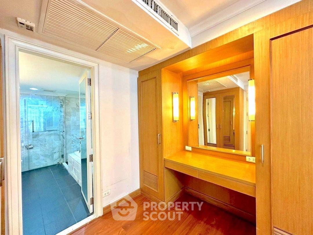 picture Spacious 2-BR 124 Sqm At Somkid Gardens Near BTS Chit Lom (ID 1559326) - 6/15