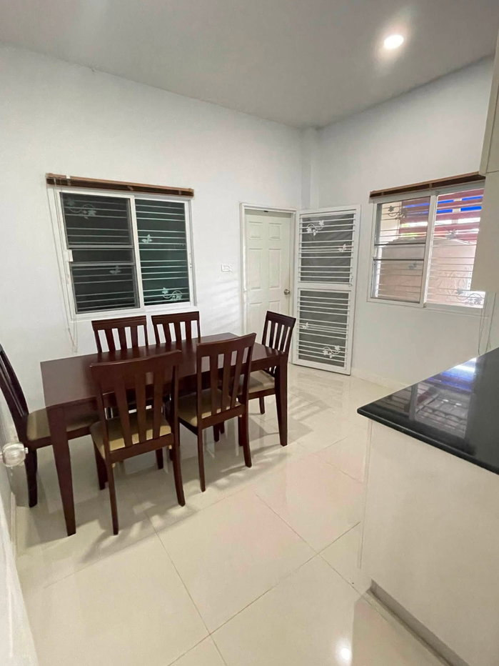 รูป 🏡 ขายด่วน! บ้านเดี่ยว โครงการสมหวัง สันกำแพง ฟรีโอน 2.3 ลบ. 📞 063-664-9056 - รูปที่ 6/16