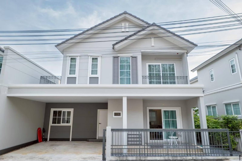 บ้านแฝดให้เช่า : ให้เช่าบ้านในโครงการ อณาสิริ ป่าคลอก ภูเก็ต หลังใหญ่ เฟอร์นิเจอร์ครบแล้ว 