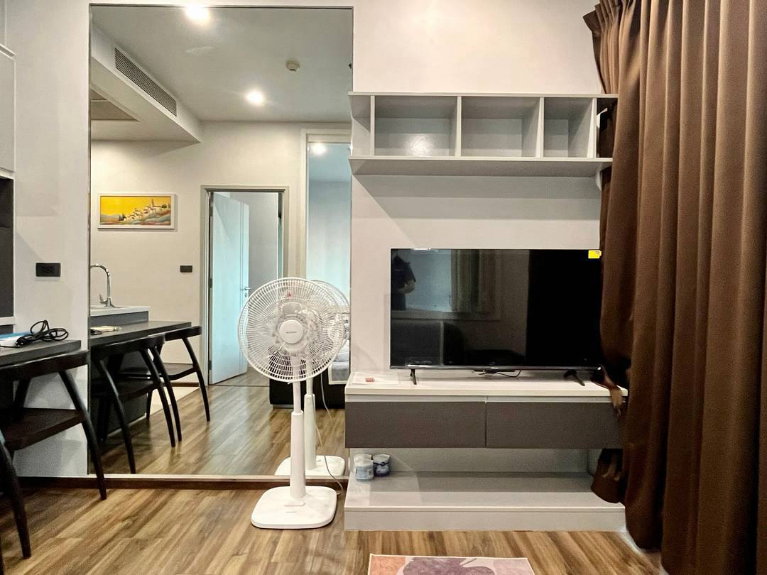 รูป 📢 [ให้เช่า] ✨ วายน์ สุขุมวิท 30 ตร.ม. 1 ห้องนอน ชั้น 12A ฟรีอินเทอร์เน็ตความเร็วสูง Wi-Fi (500/500 Mbps) ทำเลติดถนนใหญ่สุขุมวิท ใกล้ BTS พระโขนง - รูปที่ 4/15