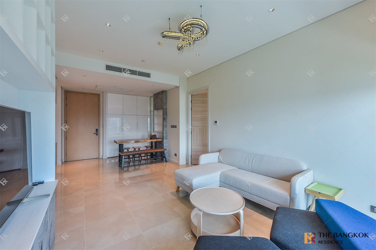picture Sindhorn Residence - 2/10