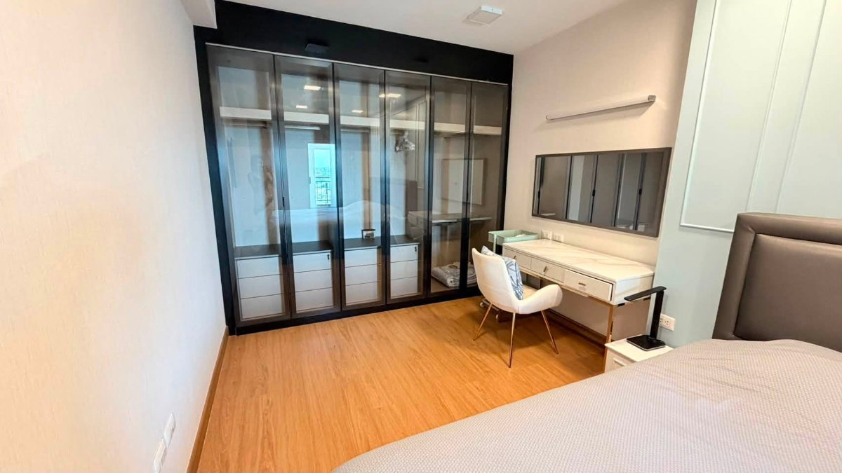picture Supalai Park Ekkamai Thonglor Best Unit High Floor 54sqm - 7/11